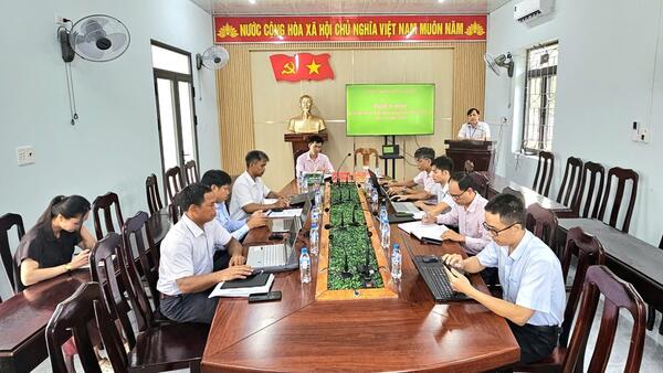 BAN ĐẠI DIỆN HỘI ĐỒNG QUẢN TRỊ NGÂN HÀNG CHÍNH SÁCH XÃ HỘI XÃ BA TÔ SƠ KẾT HOẠT ĐỘNG 6 THÁNG ĐẦU NĂM 2026